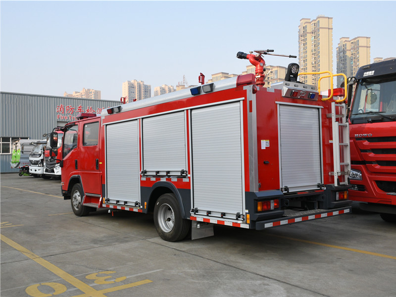 五十鈴4噸泡沫消防車(chē)