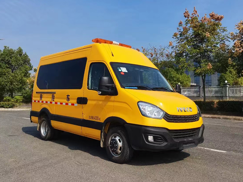 礦山救險(xiǎn)車(chē)