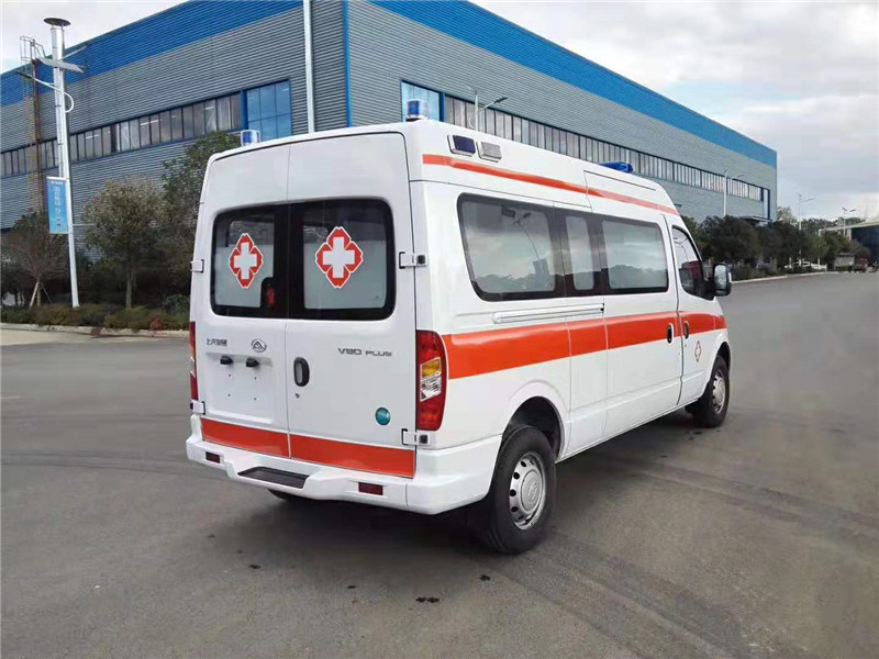 上汽大通V80長(zhǎng)軸中頂救護(hù)車（柴油版）